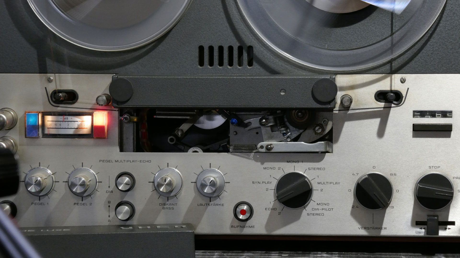 2023-08-07 Trommeln im Regen (Tape Echo Mix)